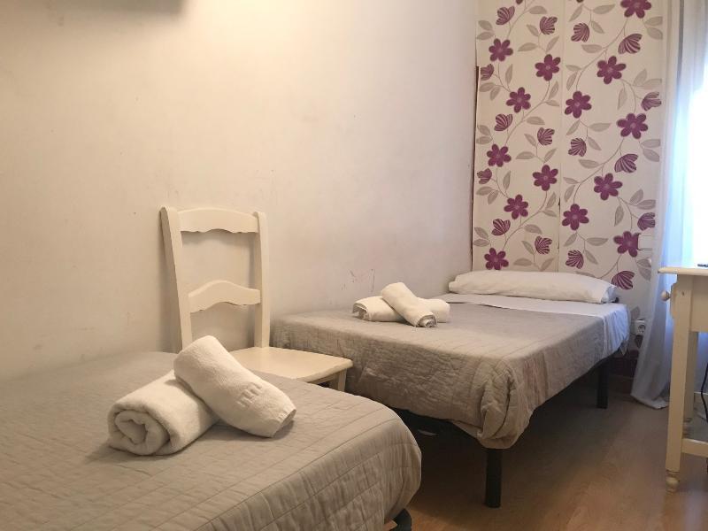 Hostal La Estrella Μαδρίτη Εξωτερικό φωτογραφία