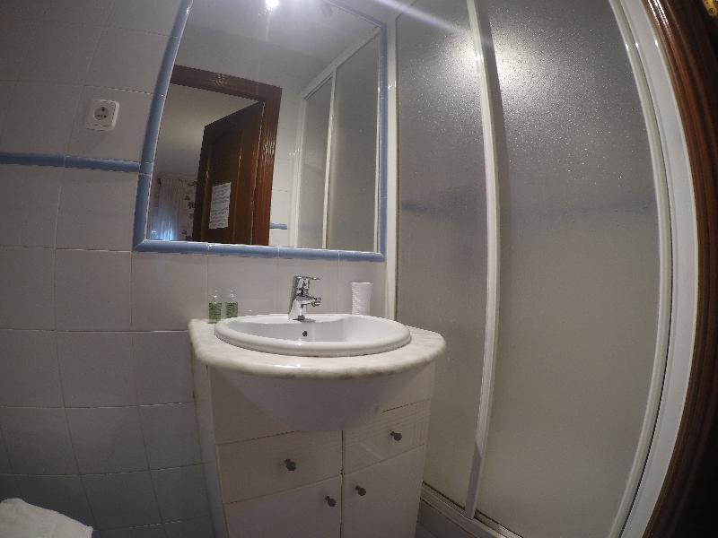 Hostal La Estrella Μαδρίτη Εξωτερικό φωτογραφία