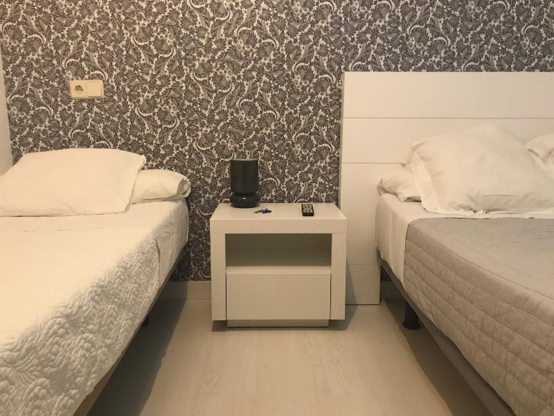 Hostal La Estrella Μαδρίτη Εξωτερικό φωτογραφία