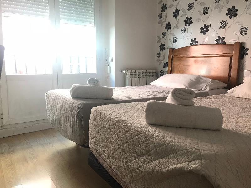 Hostal La Estrella Μαδρίτη Εξωτερικό φωτογραφία