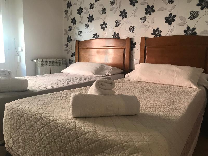 Hostal La Estrella Μαδρίτη Εξωτερικό φωτογραφία