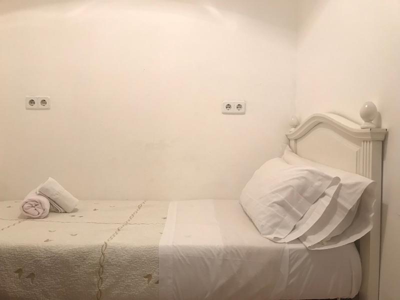 Hostal La Estrella Μαδρίτη Εξωτερικό φωτογραφία